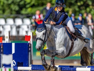 En sport de haut niveau, le respect des 3F n’est pas un luxe : ce sont des leviers fondamentaux pour améliorer le bien-être équin, l’image des sports équestres et potentiellement la durabilité de la performance des chevaux athlètes.